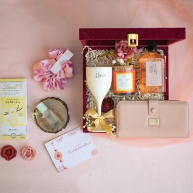 Premium Wine Lover Gift Hamper For Sister