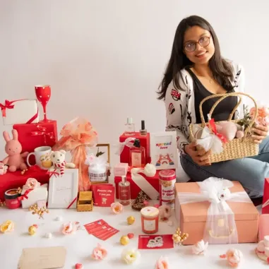 Make Your Own Valentine Hamper For Her min